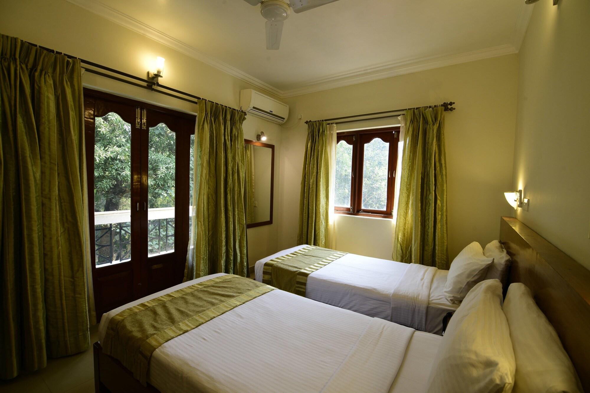 Crystal By Morpho, Goa Villagio Resort Betalbatim Extérieur photo