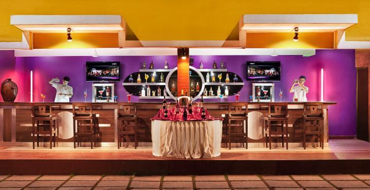 Crystal By Morpho, Goa Villagio Resort Betalbatim Extérieur photo